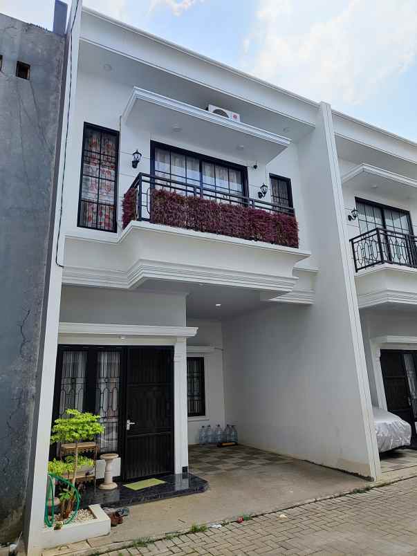 dijual rumah jagakarsa