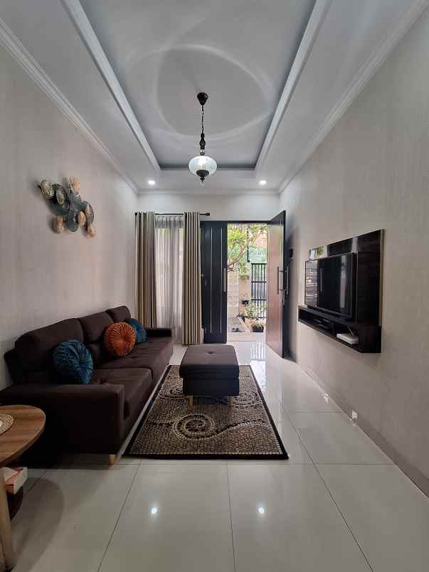 dijual rumah jakasetia galaxy kota bekasi