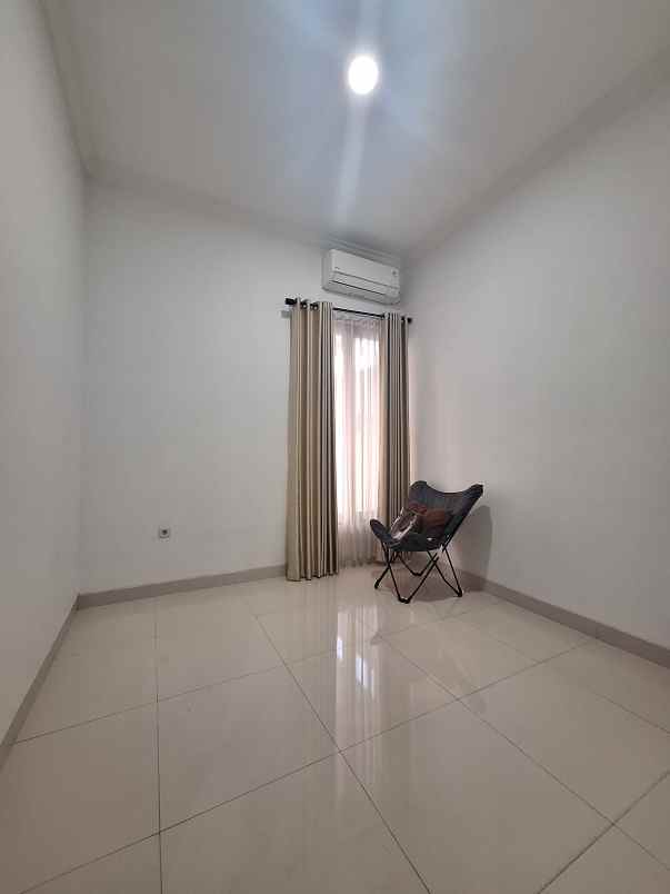 dijual rumah jakasetia galaxy kota bekasi