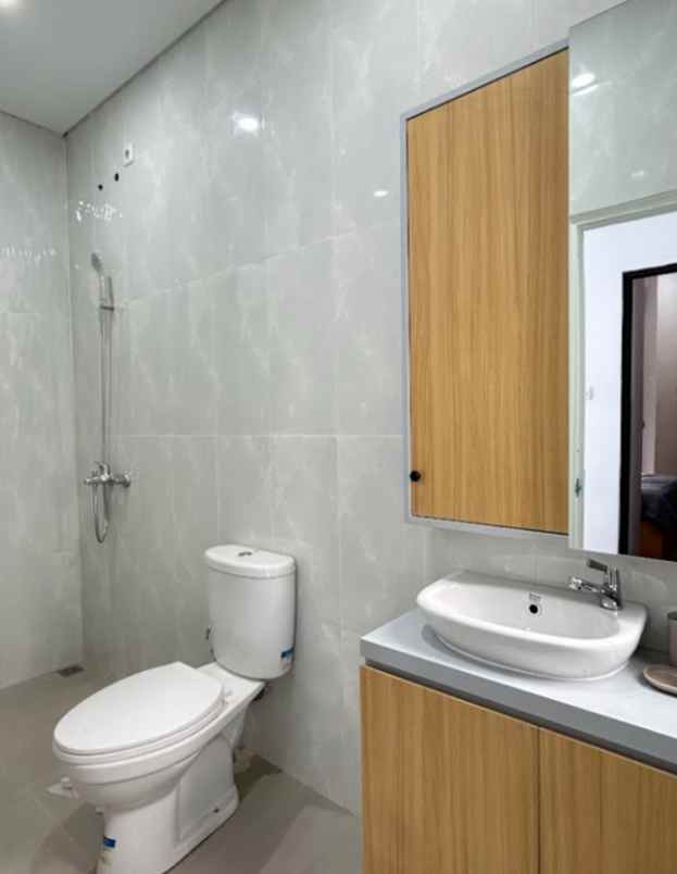 dijual rumah jalan abiasa