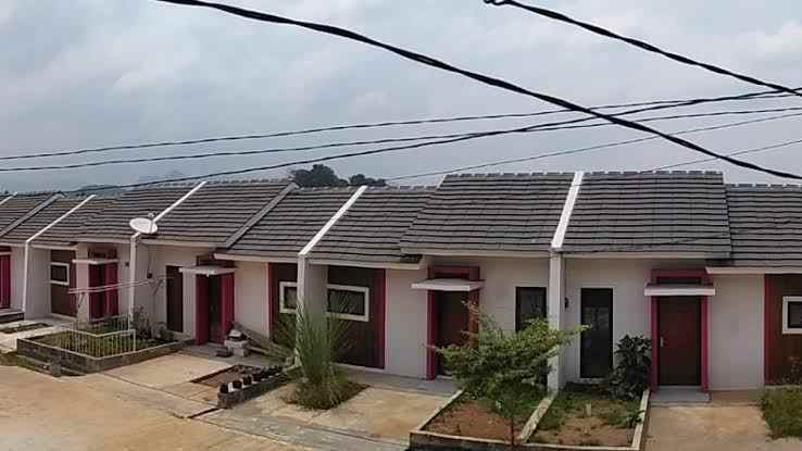 dijual rumah jalan amd kuripan