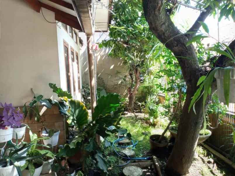 dijual rumah jalan batu indah