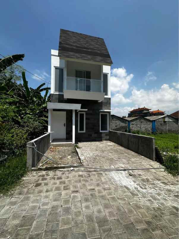 dijual rumah jalan buluh indah