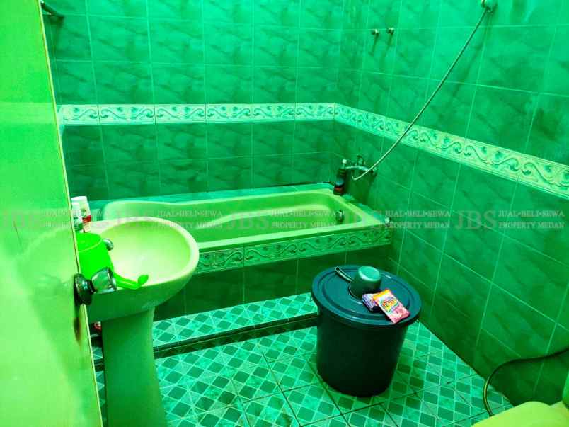 dijual rumah jalan bunga tanjung xi