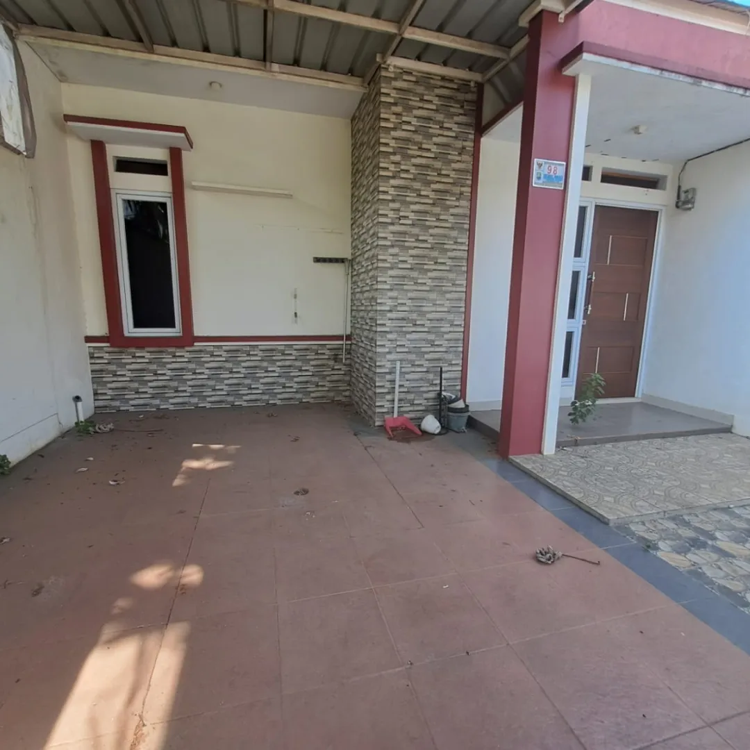 dijual rumah jalan damai