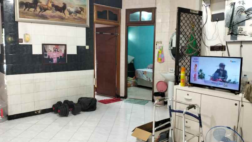 dijual rumah jalan darmo harapan indah