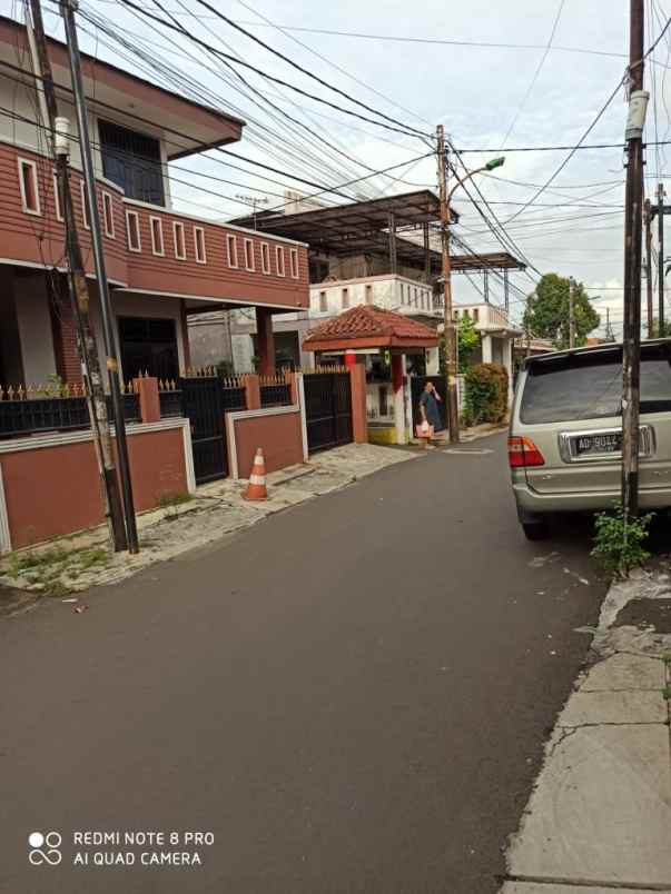 dijual rumah jalan delima raya no 29