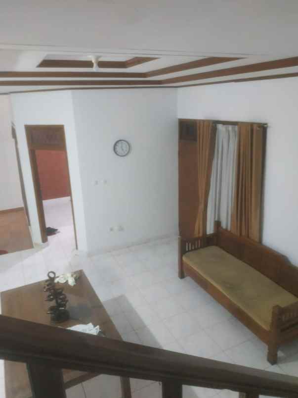 dijual rumah jalan gading raya no 34