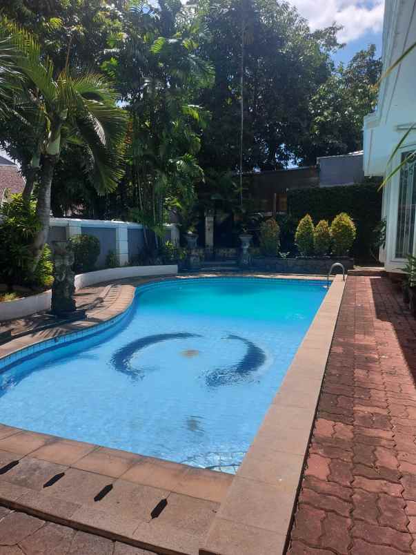 dijual rumah jalan hang lekir