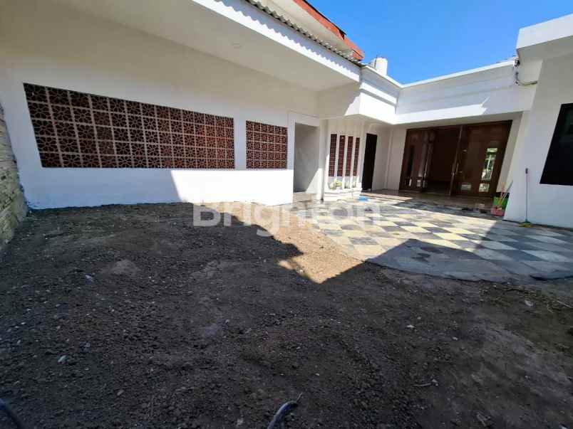 dijual rumah jalan kertajaya indah