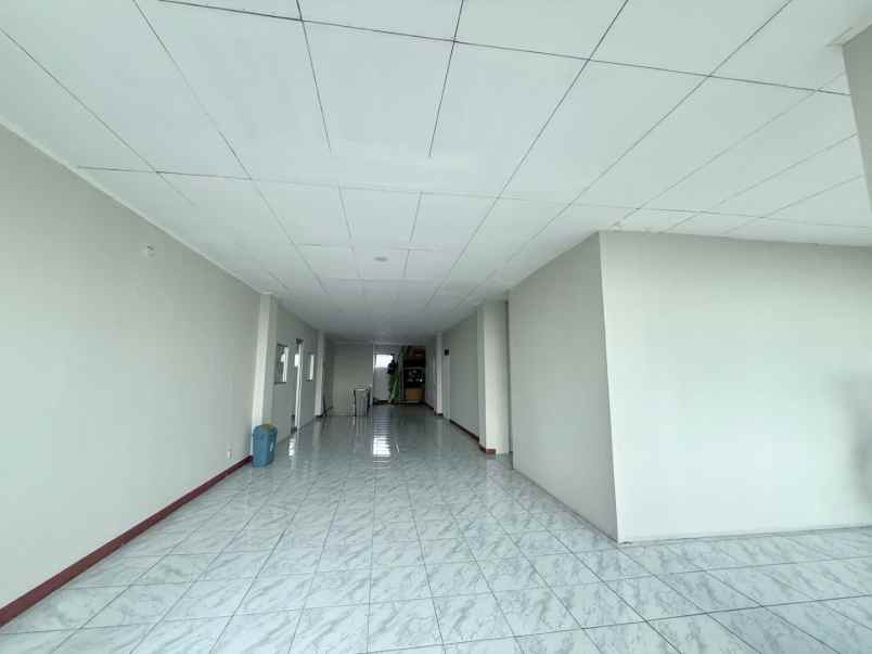 dijual rumah jalan mampang prapatan