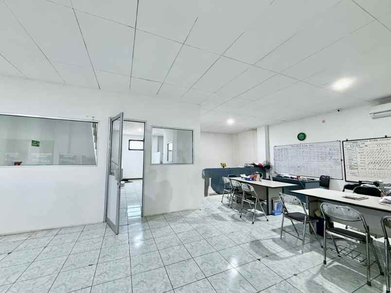 dijual rumah jalan mampang prapatan