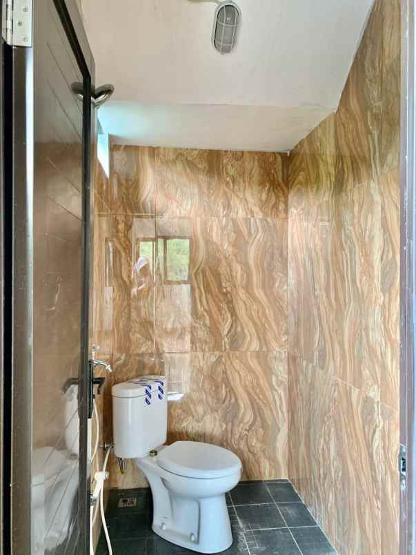 dijual rumah jalan margonda kemirimuka