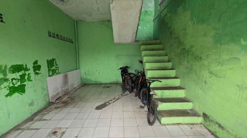 dijual rumah jalan panca warga cipinang