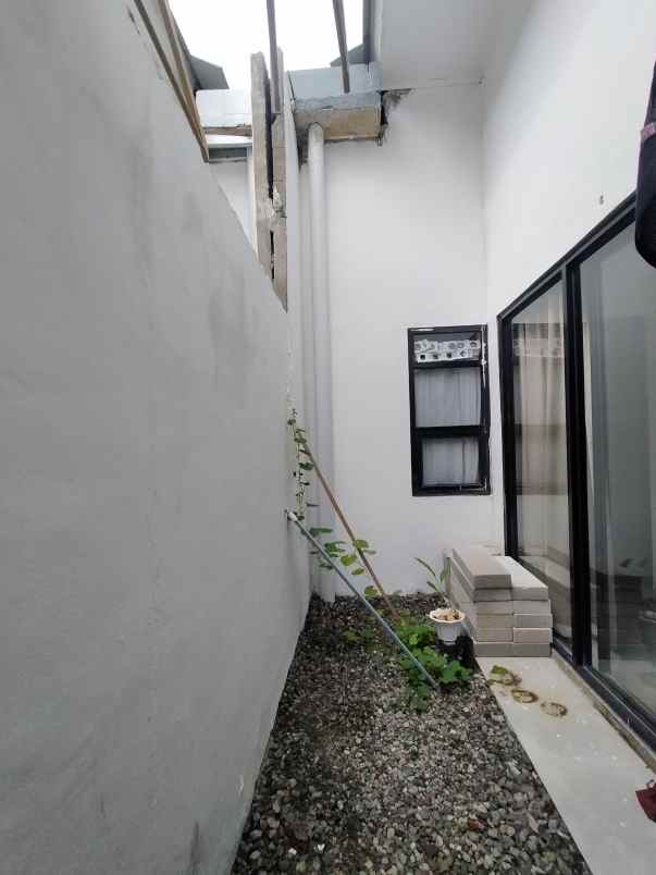 dijual rumah jalan pertamina kedungjaya