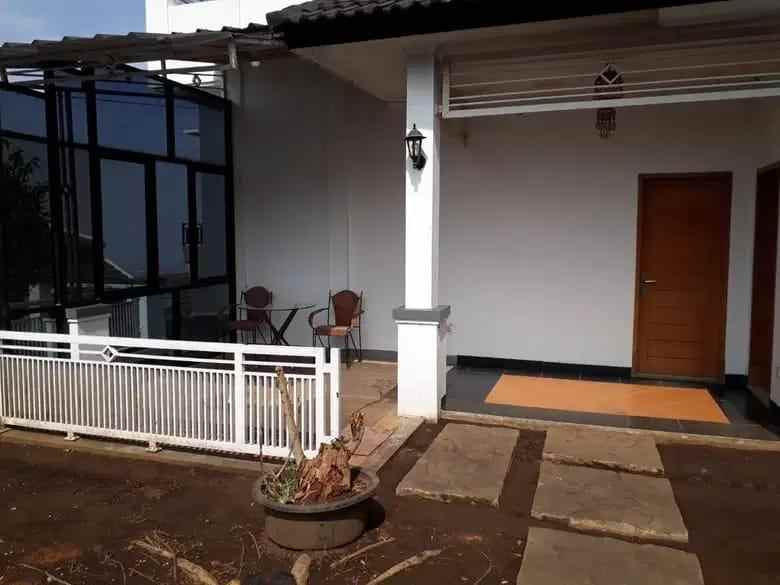 dijual rumah jalan pondok mulya