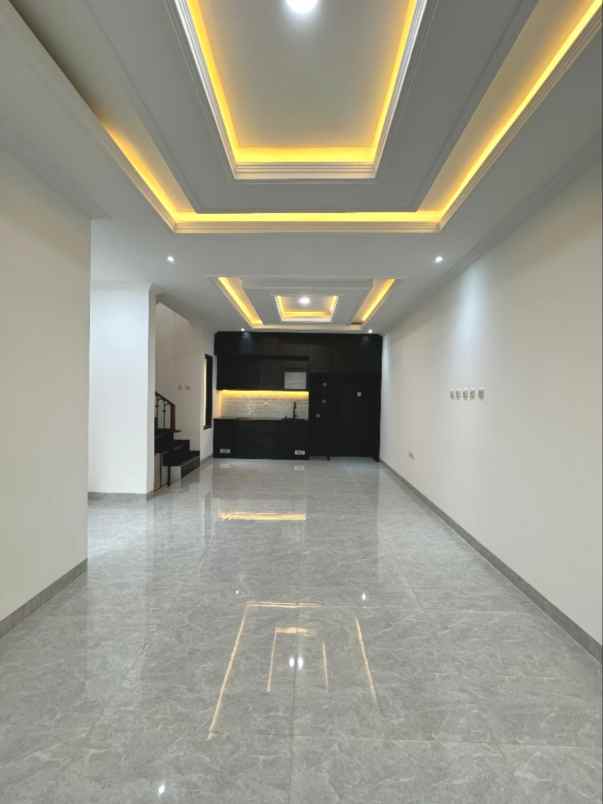 dijual rumah jalan raya kebagusan pasar