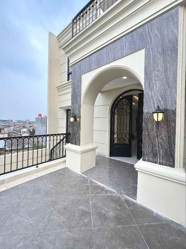 dijual rumah jalan raya kebagusan pasar