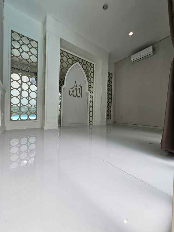 dijual rumah jalan somerset citraland