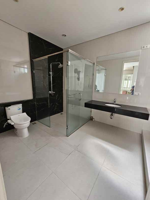 dijual rumah jalan somerset citraland