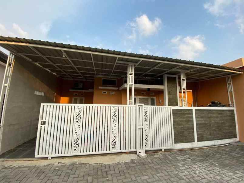 dijual rumah jalan syuhada