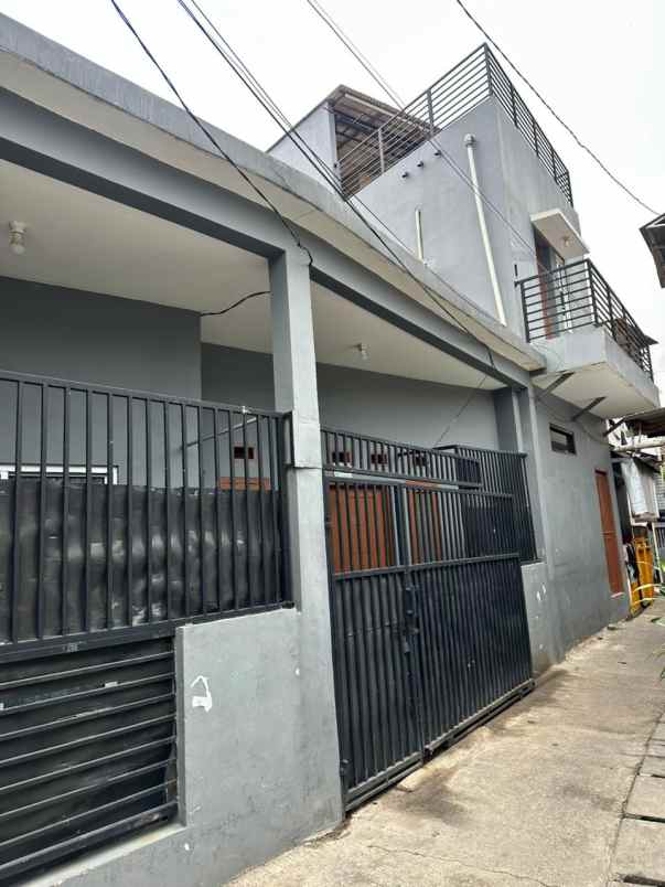 dijual rumah jalan tanjung pura