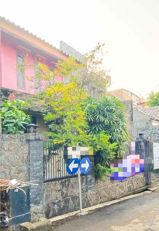 dijual rumah jalan wadas iii kel