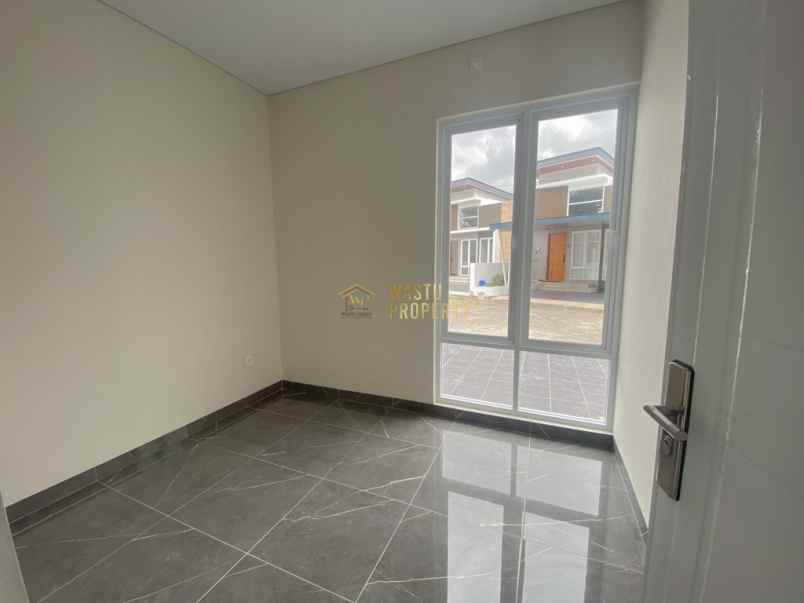 dijual rumah jalan wonosalam losari