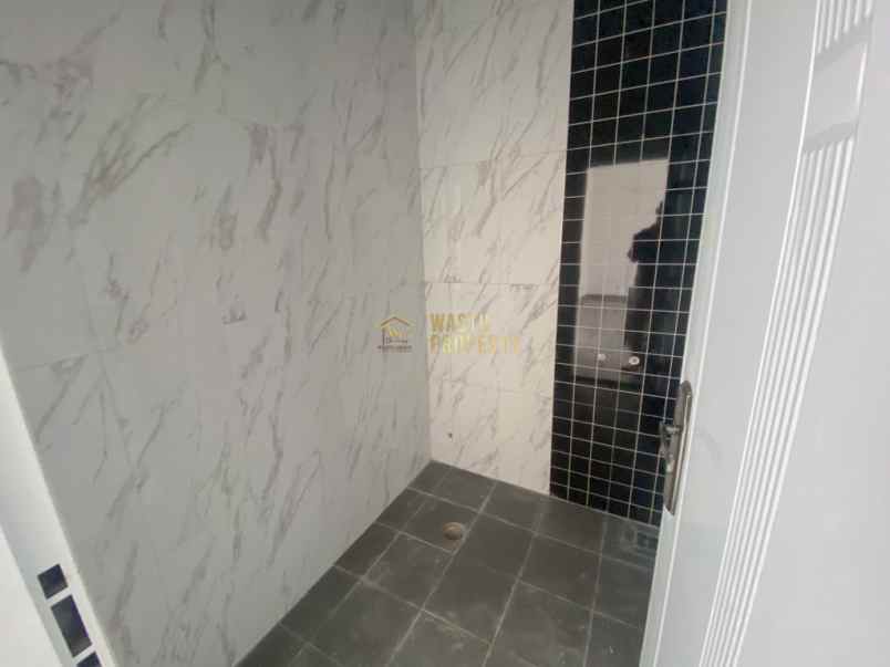 dijual rumah jalan wonosalam losari