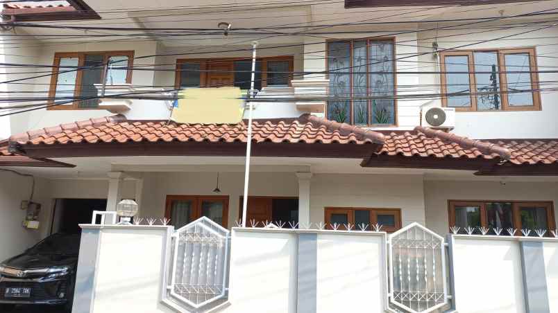 dijual rumah jati padang pasar minggu