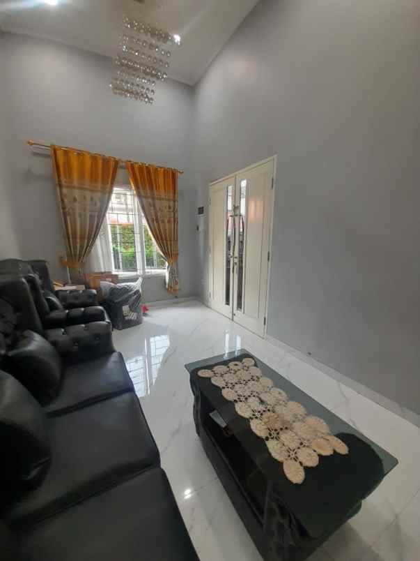 dijual rumah jatiwaringin pondok gede