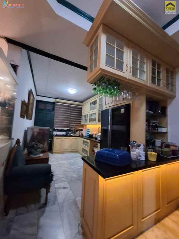 dijual rumah jatiwaringin pondokgede