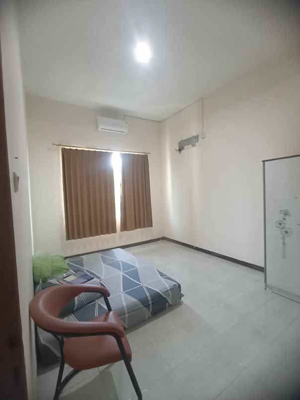 dijual rumah jemursari