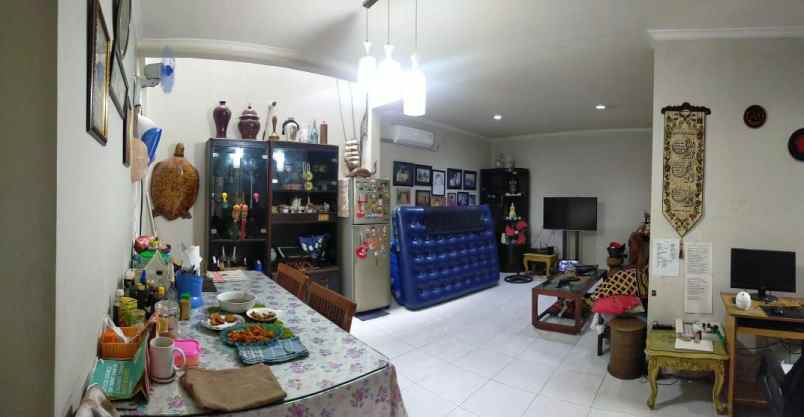 dijual rumah jk145