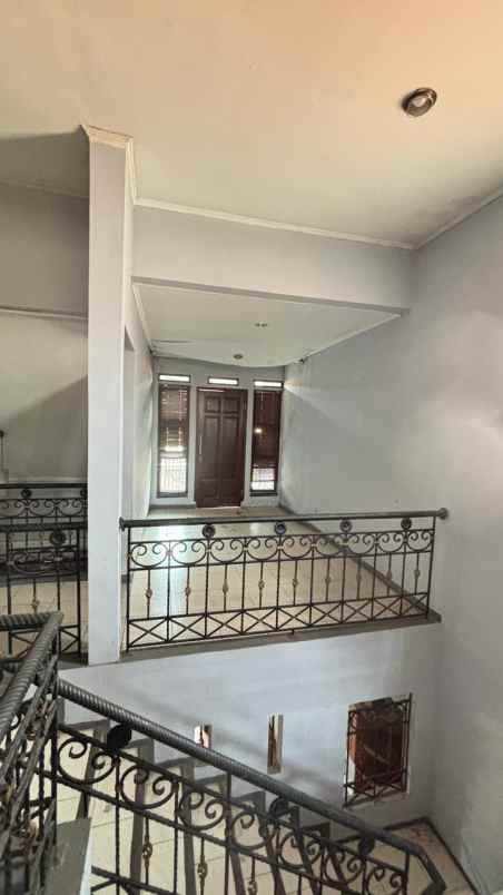 dijual rumah jl budi aruman pasantren