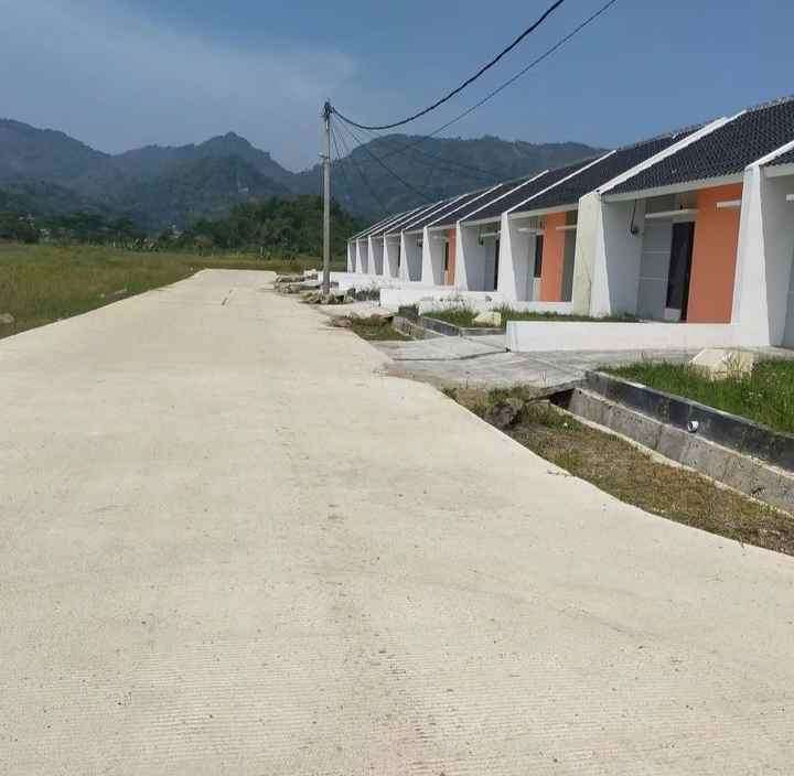 dijual rumah jl cagak desa citapen