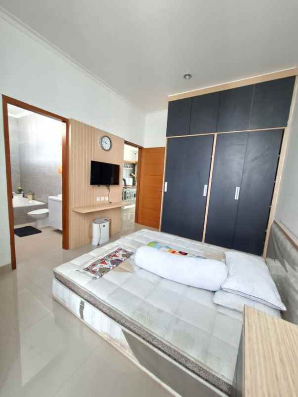 dijual rumah jl cijagra buah batu bandung