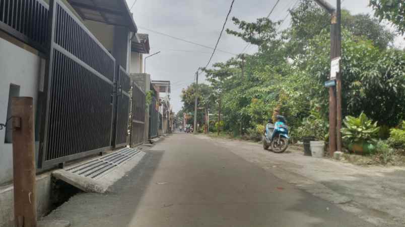 dijual rumah jl cikampek antapani bandung