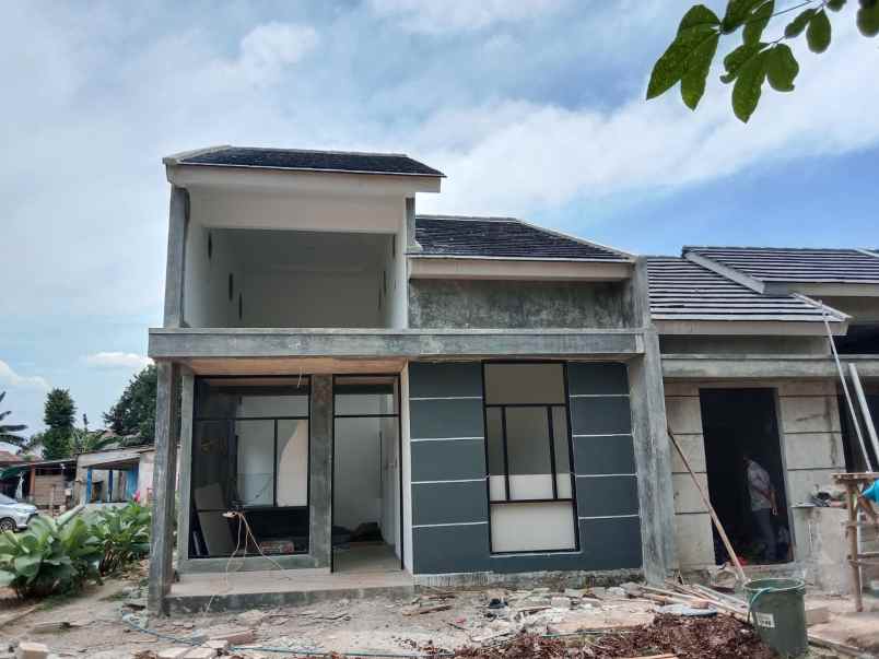 dijual rumah jl cilalung 3 jombang