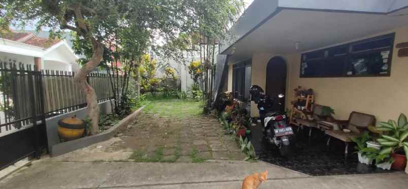 dijual rumah jl ciwulan purwantoro