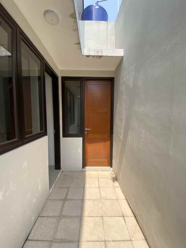 dijual rumah jl gelagah dalam