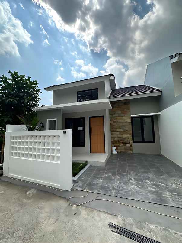 dijual rumah jl godean sokonilo