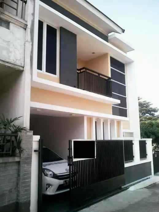 dijual rumah jl gunung batu kel