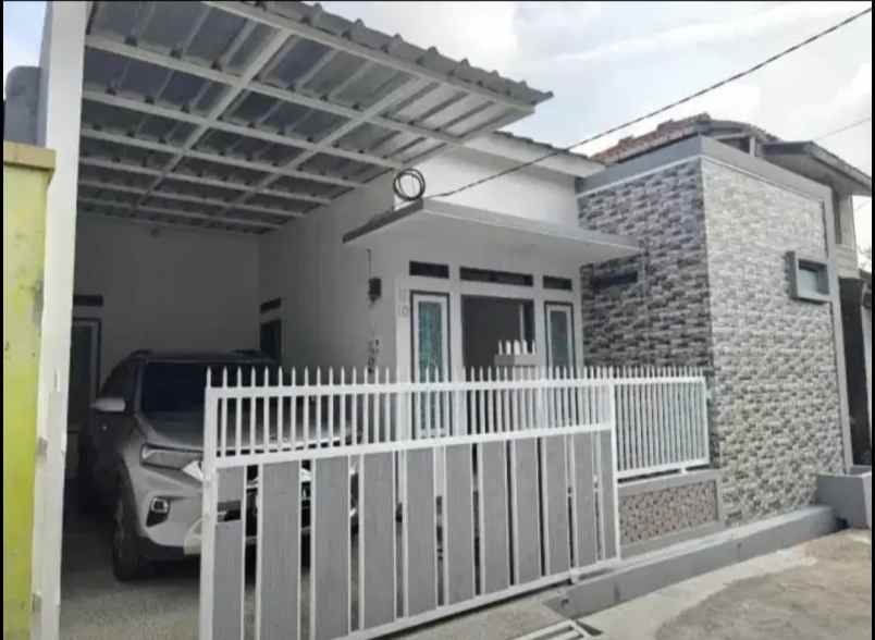 dijual rumah jl jupiter margahayu