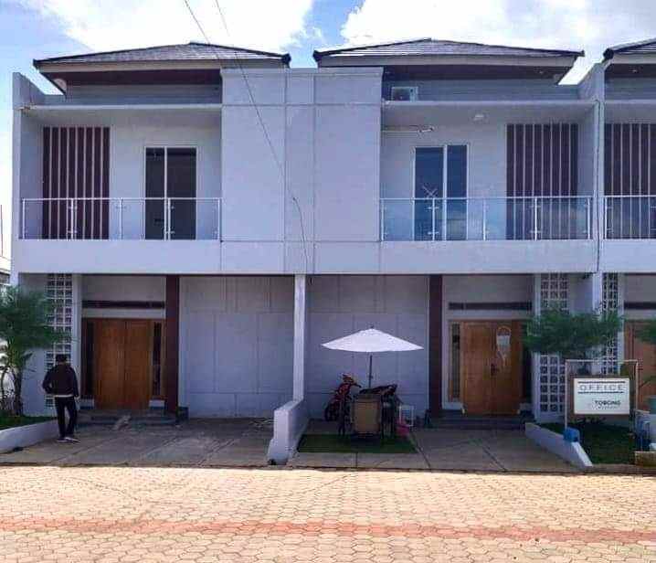 dijual rumah jl kapasa raya