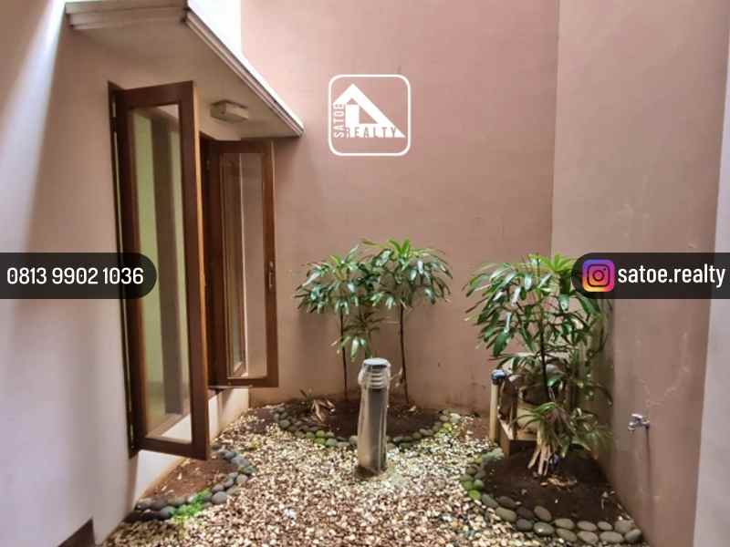 dijual rumah jl kemang timur bangka