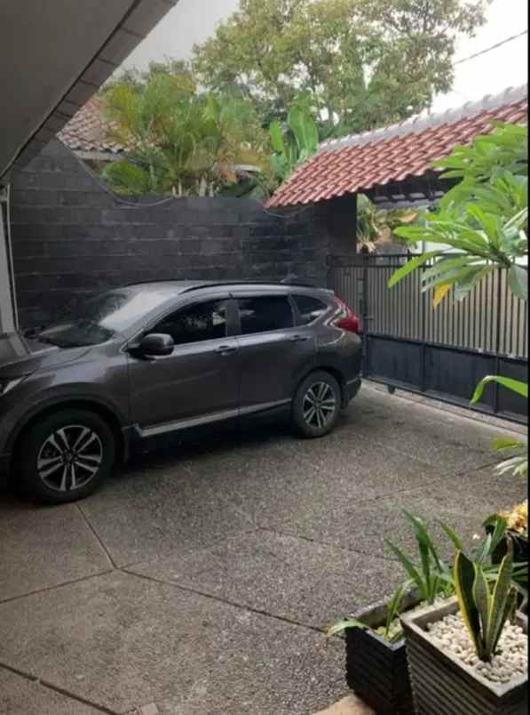 dijual rumah jl kemang timur kompleks