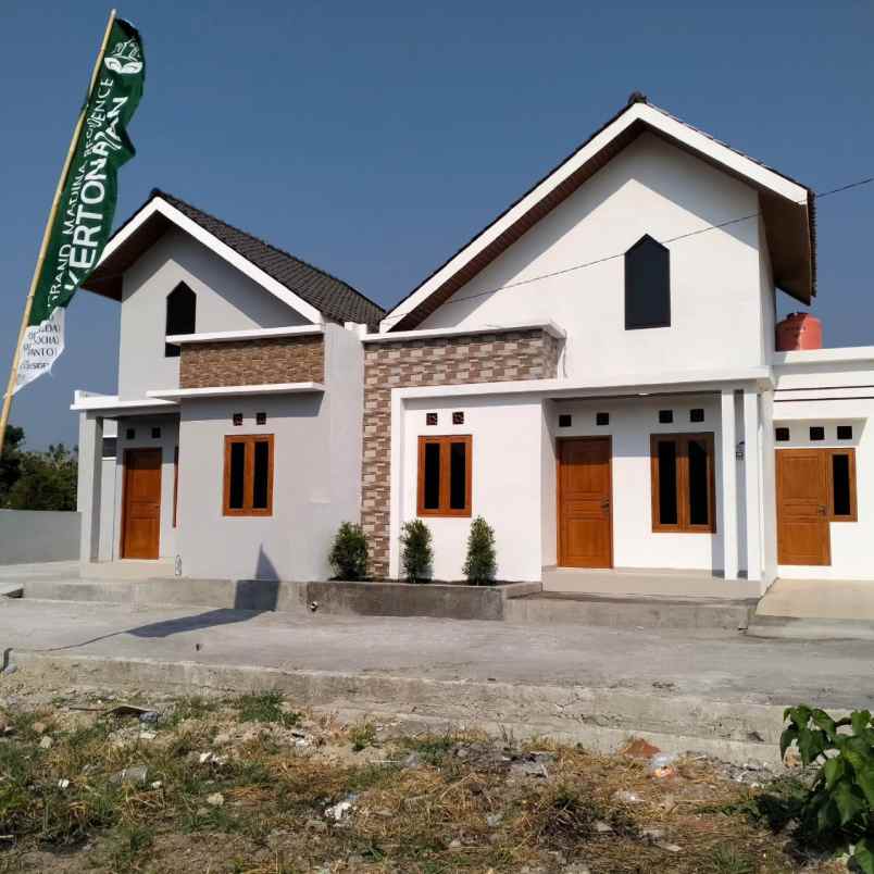 dijual rumah jl ketonatan kartasura