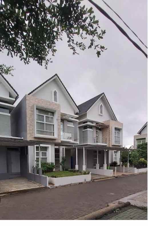 dijual rumah jl kolonel masturi