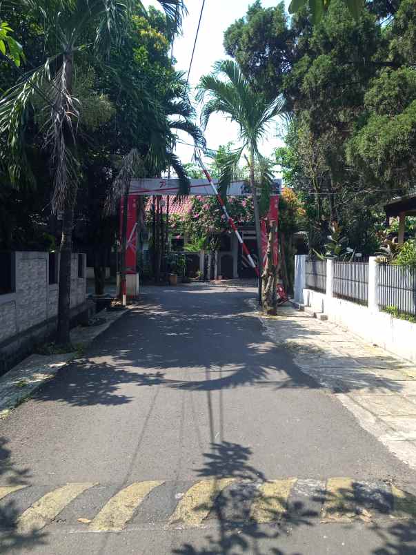 dijual rumah jl komplek kavling dki